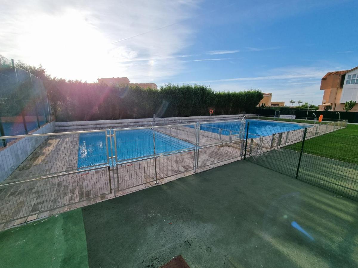 希洪158A Triplex Rinconin Con Piscina别墅 外观 照片